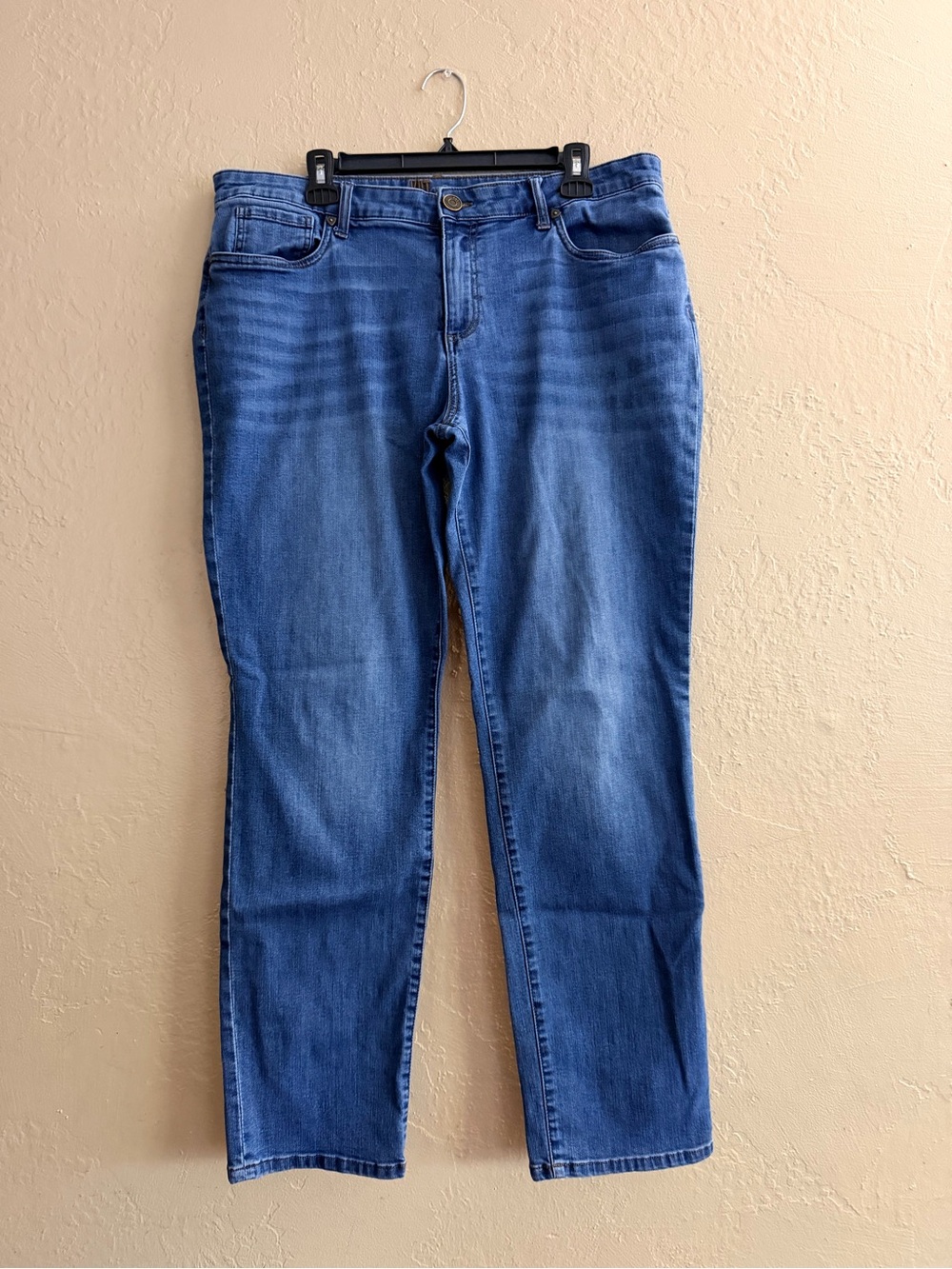 Kut from the Kloth Medium Blue Straight-Leg Women's Jeans